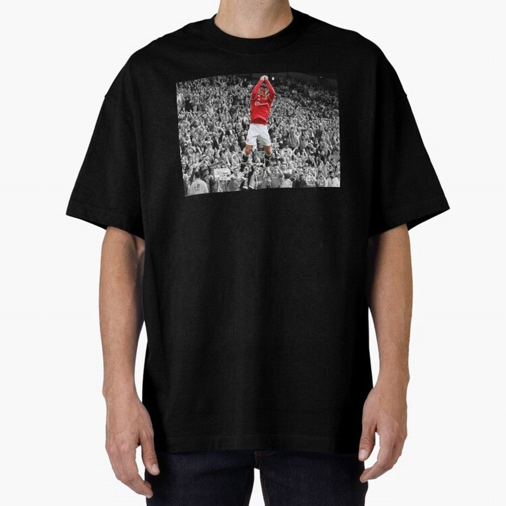 CR7 celebration Oversized T-Shirt Enjoy FIFA World Cup 2026 USA Canada Mexico Featuring CR7 and Messi, England, France and Netherlands Energy, Match Day Excitement, Supporter Culture, Golden Goals and Global Football Passion; Perfect for People Who