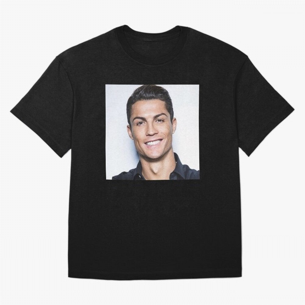 Cristiano Ronaldo Poster Oversized T-Shirt Feel the Trophy Chase of FIFA World Cup 2026 USA Canada Mexico Spirit, Inspired by Brazil, CR7 and Messi, Football Passion, Legendary Performances, Festival Vibes and Supporter Community; Made for Die Hard