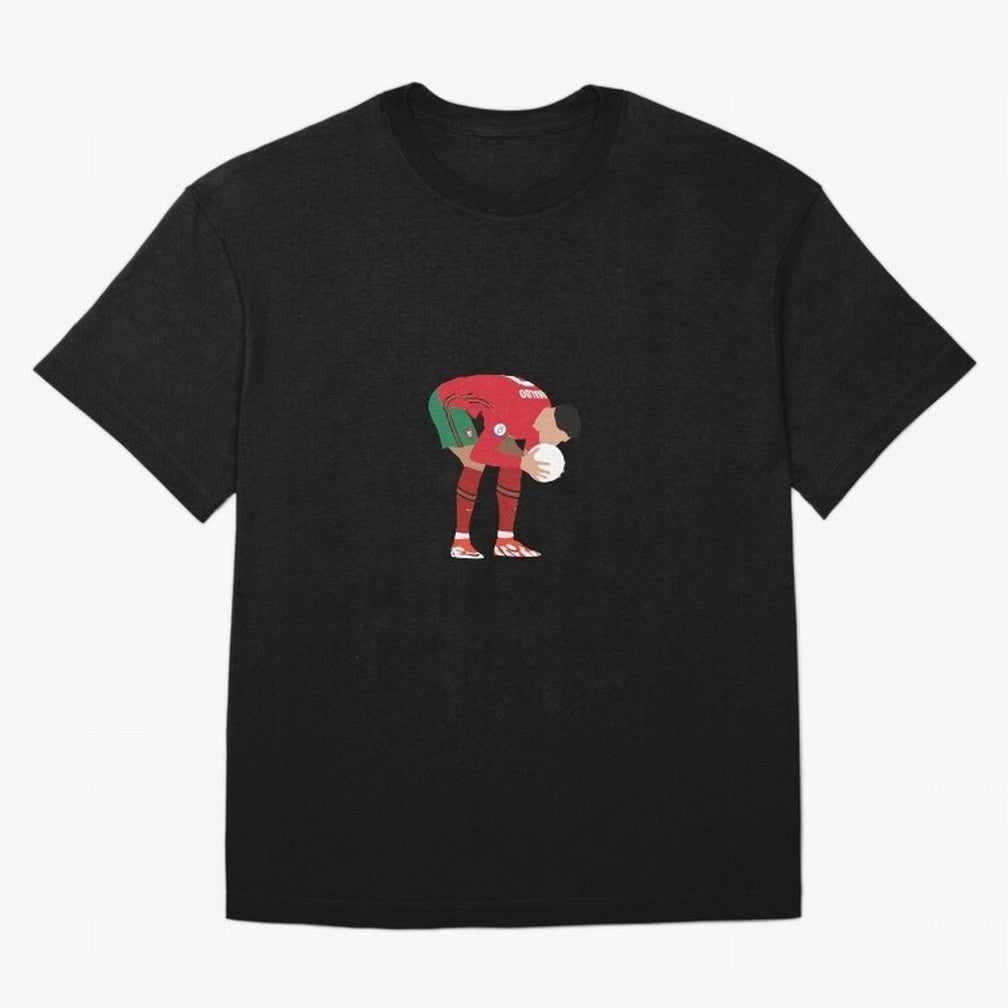 cristiano ronaldo ball kiss Oversized T-Shirt Celebrate Golden Goal Energy in FIFA World Cup 2026 USA Canada Mexico for Fans of Mbappe and Neymar and England and Germany, Bringing Game Day Rituals, Football Legends, Country Pride and the Road to