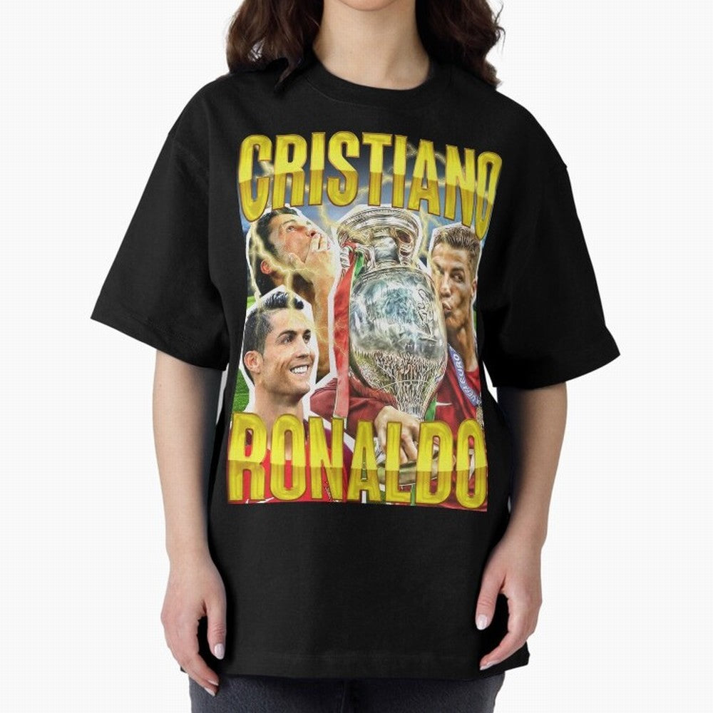 Cristiano Ronaldo CR7 SIUUU El Bicho Vintage Retro Design Oversized T-Shirt Bring Retro Soccer Energy to FIFA World Cup 2026 Group Stage for Fans of Haaland and Mbappe and Argentina, Bringing Worldwide Fan Energy, Dramatic Goals, Stadium Lights and