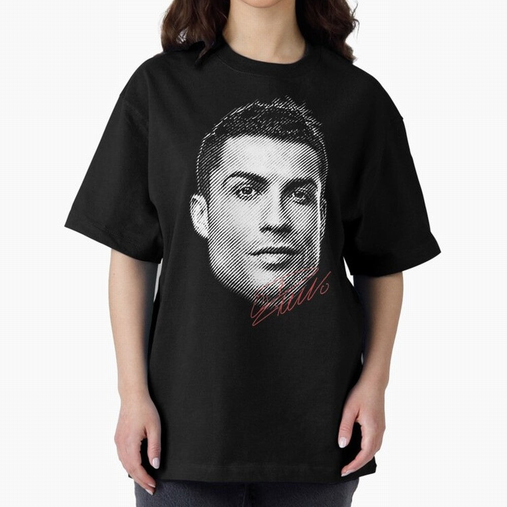 Cr7 Oversized T-Shirt Build FIFA World Cup 2026 Spirit, Connected to Argentina and Brazil, Neymar, Haaland and Cristiano Ronaldo, Retro Football Energy, Iconic Rivalries, Trophy Chase Drama and Stadium Atmosphere; Perfect for Supporters Who Want