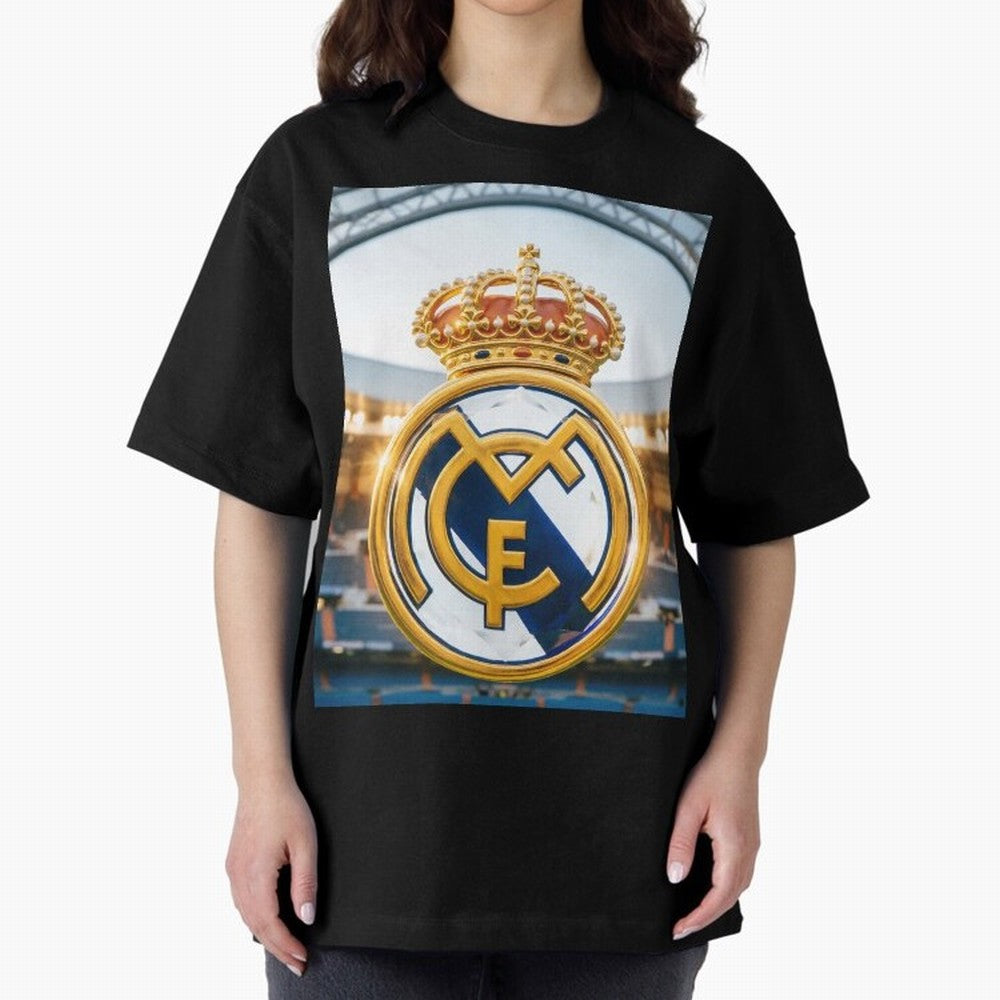 Realeza Madridista Oversized T-Shirt Cheer for FIFA World Cup 2026 Group Stage Celebrating Cristiano Ronaldo, Haaland and CR7, Argentina Energy, Match Day Excitement, Supporter Culture, Golden Goals and Global Football Passion; Great for Watch