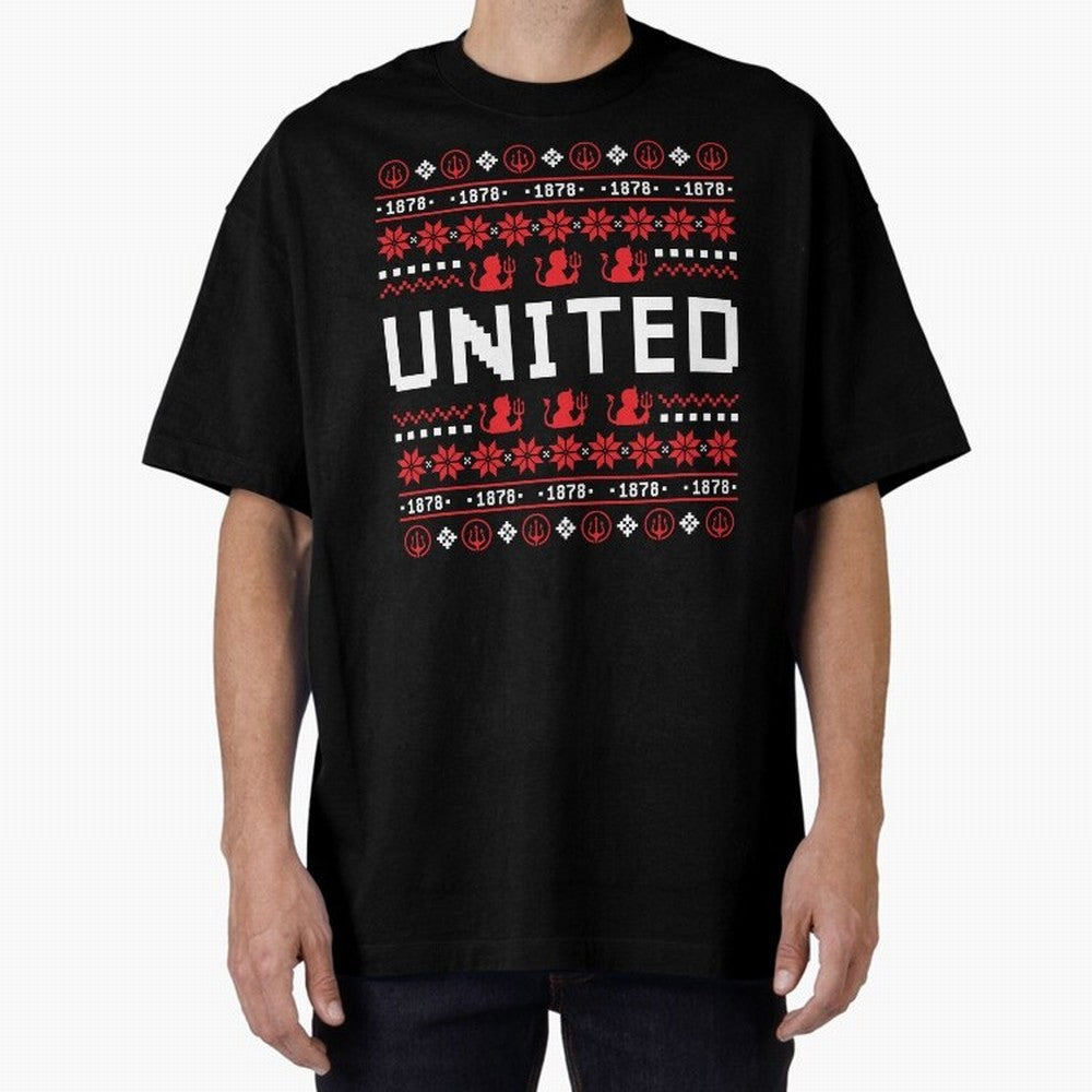 Manchester United Christmas Oversized T-Shirt Show Love for Legendary Goals in FIFA World Cup 2026 Spirit, Driven by England, Haaland, Sports Nostalgia, International Competition, Famous Players and Unforgettable Victories; Made for Die Hard