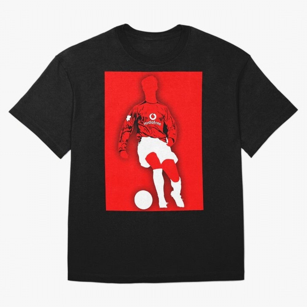 Cristiano Ronaldo Manchester United Silhouette ¨C Legendary Red Devil Artwork by GrizzlyGFX Oversized T-Shirt Show Your Stadium Side during the FIFA World Cup 2026 Group Stage Journey through Cristiano Ronaldo, Haaland and CR7 Highlights, Portugal,