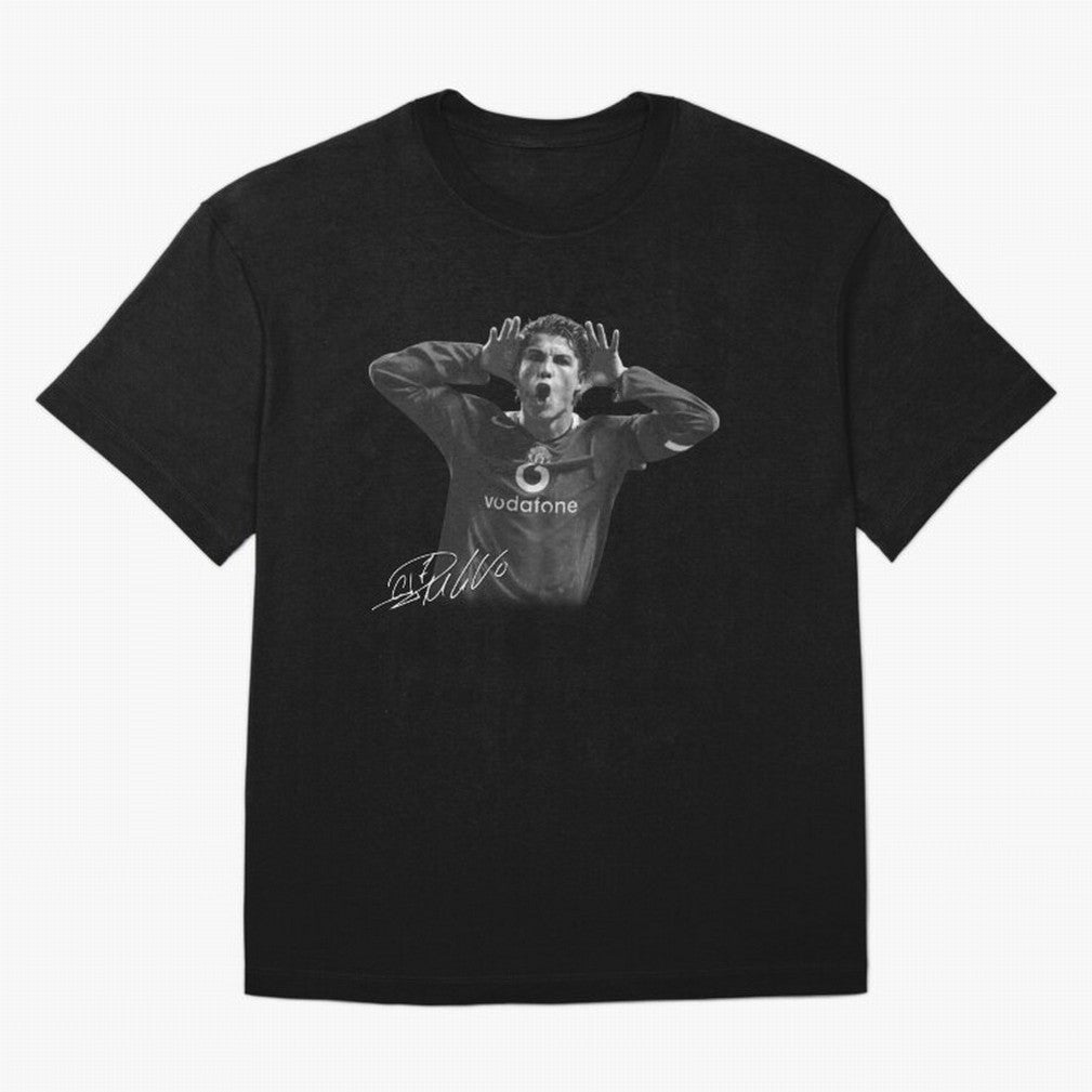 Black and White Cristiano Ronaldo T-Shirt Young Manchester Ronaldo - Celebration Oversized T-Shirt Bring Retro Soccer Energy to FIFA World Cup 2026 Group Stage Filled with Cristiano Ronaldo, Haaland and CR7, England, France and Netherlands Energy,
