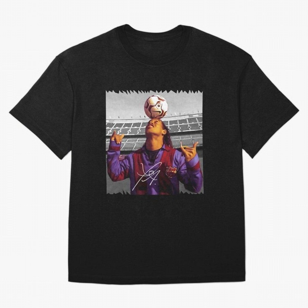 Ronaldinho - vintage Oversized T-Shirt Enjoy the Biggest Football Party of Match Day Hype around FIFA World Cup 2026, Mbappe and Neymar, Brazil, Match Day Excitement, Supporter Culture, Golden Goals and Global Football Passion; Great for Watch