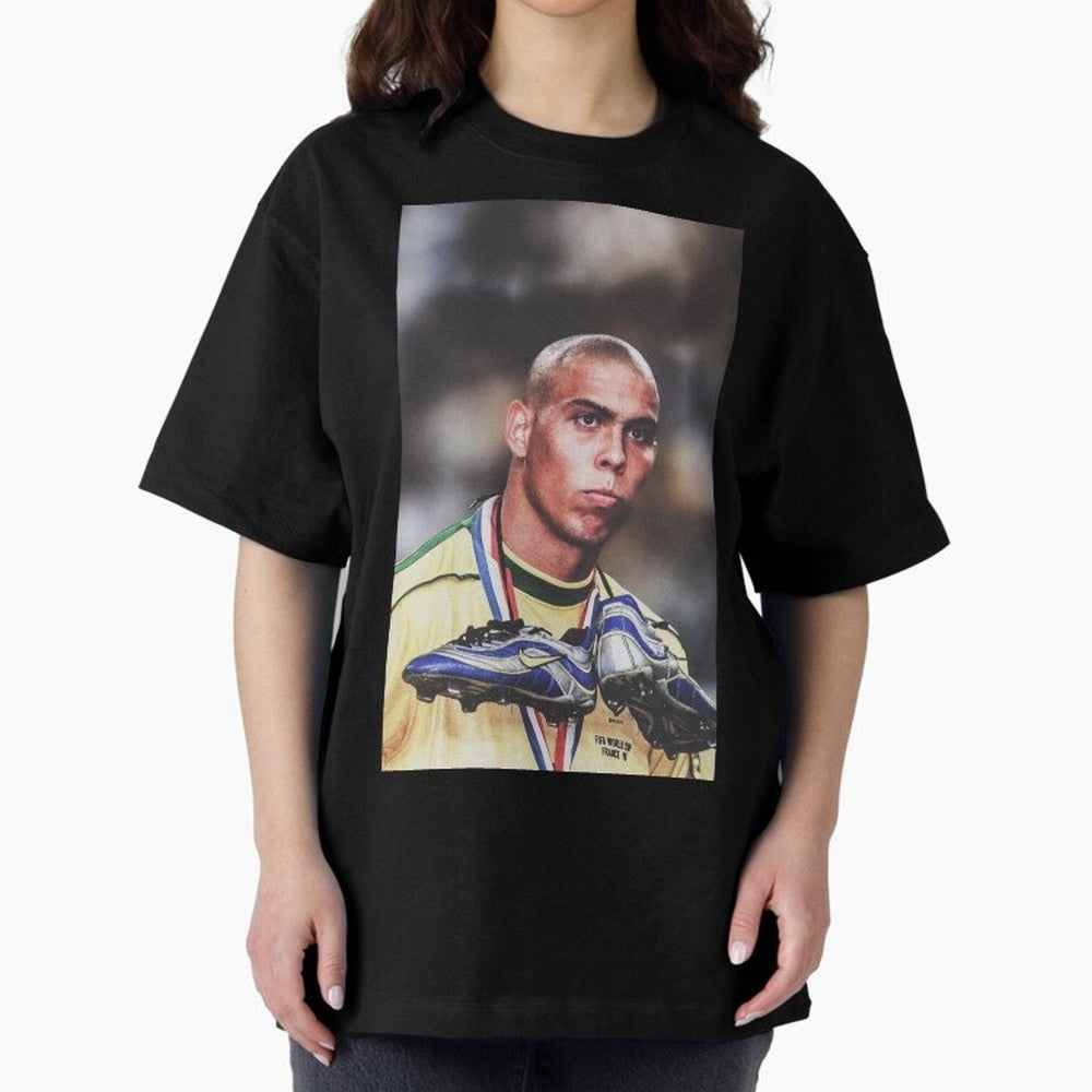 Ronaldo Luis Nazario de Lima Art Oversized T-Shirt Feel the Trophy Chase of Global Football Passion for FIFA World Cup 2026 Group Stage, Inspired by Cristiano Ronaldo, France, Football History, Final Match Energy, Crowd Noise and Once in a Lifetime