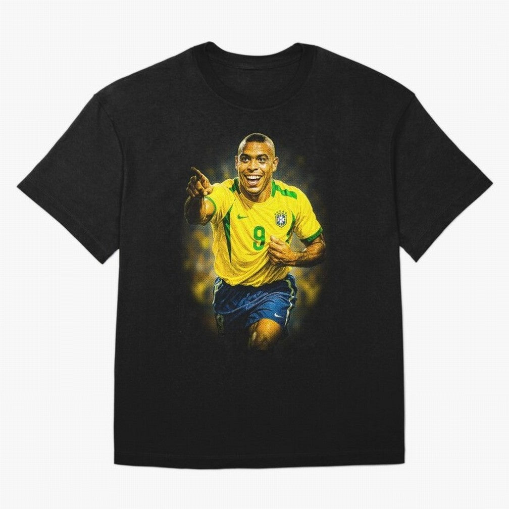 Ronaldo Naz¨¢rio Oversized T-Shirt Join Supporters Worldwide for Global Football Passion for FIFA World Cup 2026, Featuring Messi, Argentina, France and Brazil, Game Day Rituals, Football Legends, Country Pride and the Road to the Final; Ideal for