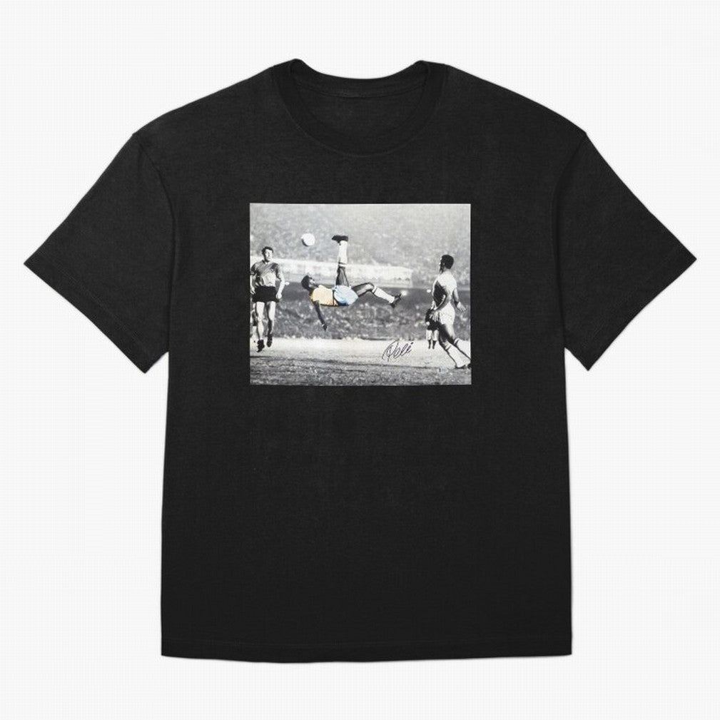 Classic Pele Bicycle Kick Legend1 Oversized T-Shirt Cheer for FIFA World Cup 2026 Spirit, Centered on England, Neymar, Stadium Chants, National Pride, Trophy Dreams and Unforgettable Football Memories; Perfect for Supporters Who Want Bold Football
