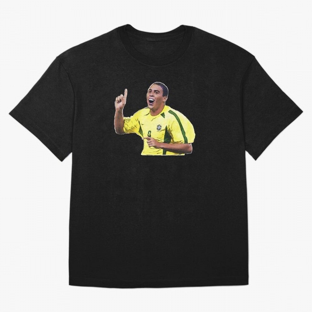 Ronaldo R9 - Brazil Oversized T-Shirt Celebrate the FIFA World Cup 2026 USA Canada Mexico Journey through Messi, Neymar and Mbappe Highlights, Argentina, France and Brazil Pride, Fan Favorite Moments, National Team Passion, Big Match Drama and