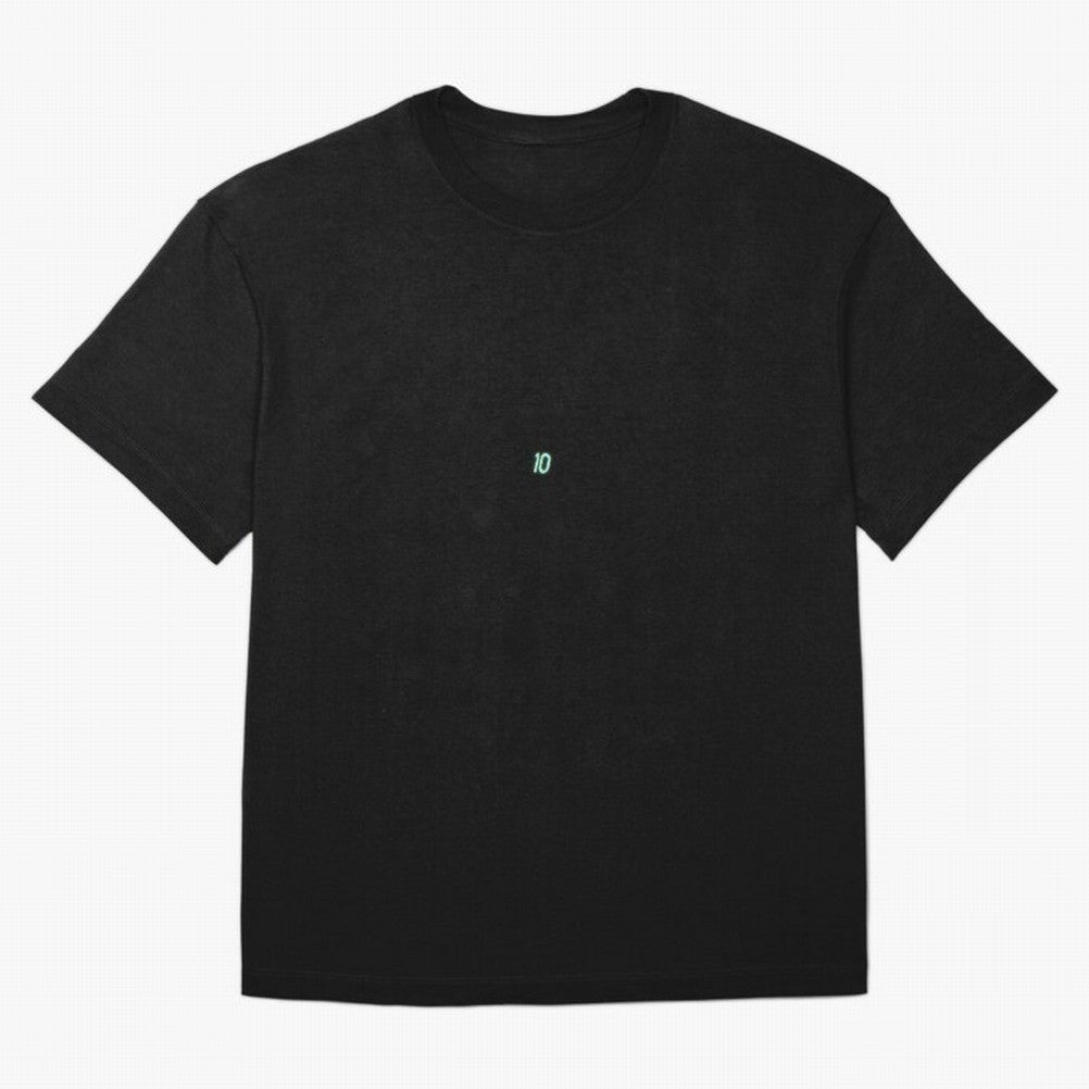 Lionel Messi Minimalist Design - ¥ê¥ª¥Í¥ë?¥á¥Ã¥· | Argentina Edition Classic T-Shirt Capture Stadium Memories from FIFA World Cup 2026 for Fans of Haaland and Germany, Bringing Championship Spirit, Famous Goals, Roaring Crowds and International