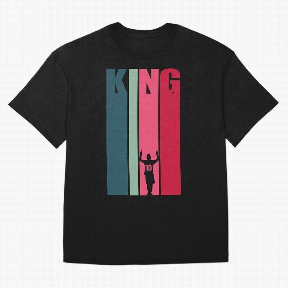 Soccer's King. Oversized T-Shirt Relive FIFA World Cup 2026 Centered on CR7 and Messi, Spain Energy, Vintage Soccer Flavor, Modern Football Stars, National Flags and Final Night Emotion; Built for Supporters Chasing Trophy Dreams, Final Match
