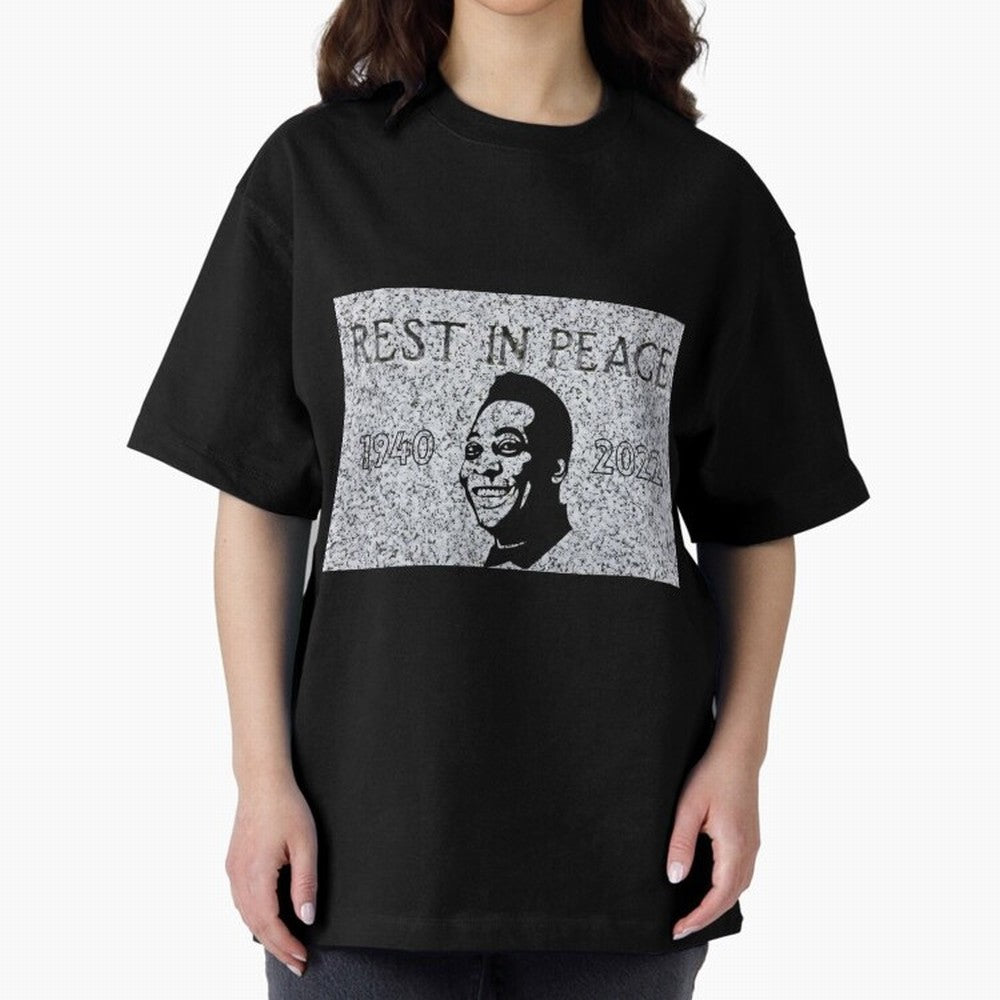 RIP Pel¨¦, 1940-2022 Oversized T-Shirt Feel the Trophy Chase of Global Football Passion for FIFA World Cup 2026 Group Stage, with CR7 and Messi, England and Germany, Football Passion, Legendary Performances, Festival Vibes and Supporter Community;